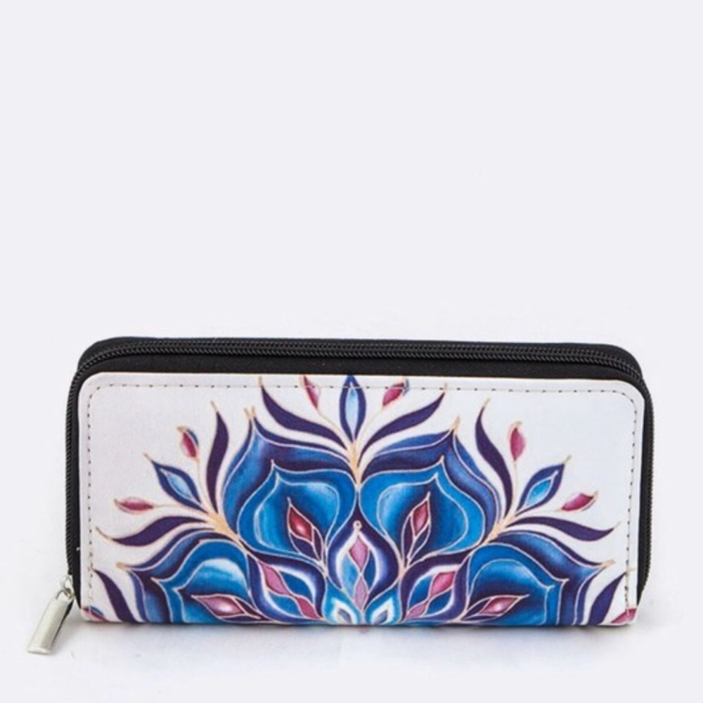 ✨Gorgeous Mandala Wallet ✨